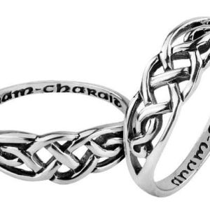 Celtic knot keeper ring. 925 sterling embosted with the words ring soul mate in Gaelic